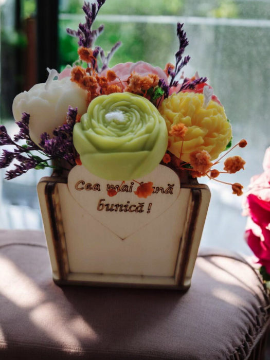 Aranjament parfumat ”Cea mai bună bunică” [5]