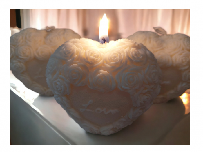 Lumânare decorativă "LOVE" în formă de inimă [5]