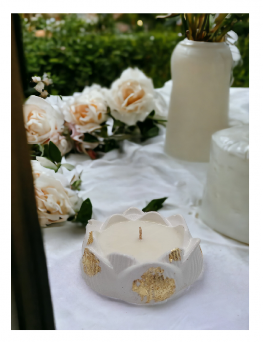 Lumânare parfumată în vas ceramic "Floare de Lotus" [2]