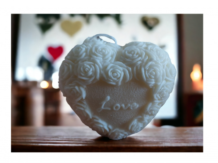 Lumânare decorativă "LOVE" în formă de inimă [1]