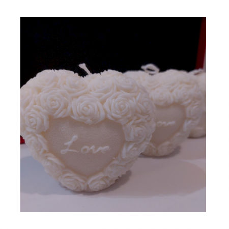 Lumânare decorativă "LOVE" în formă de inimă [6]