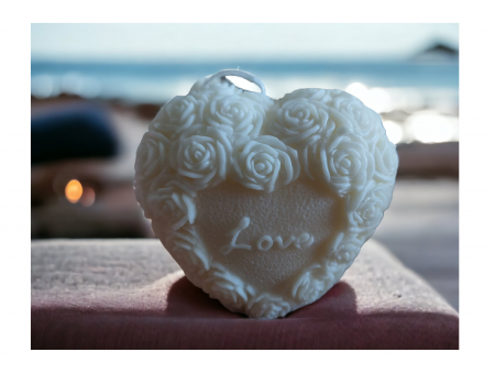 Lumânare decorativă "LOVE" în formă de inimă [2]
