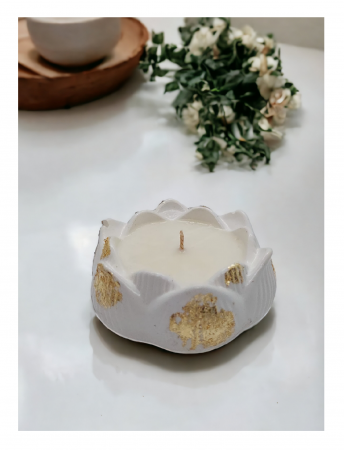 Colecții - Lumânări parfumate - Lumânare parfumată în vas ceramic "Floare de Lotus"