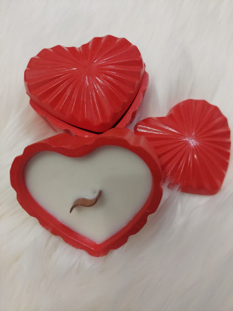 Lumânare parfumată în vas ceramic "Inimă”, French Vanilla [4]