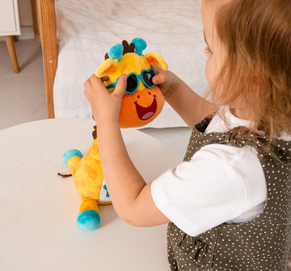 GIRAFA DANSATOARE, PAUL [6]