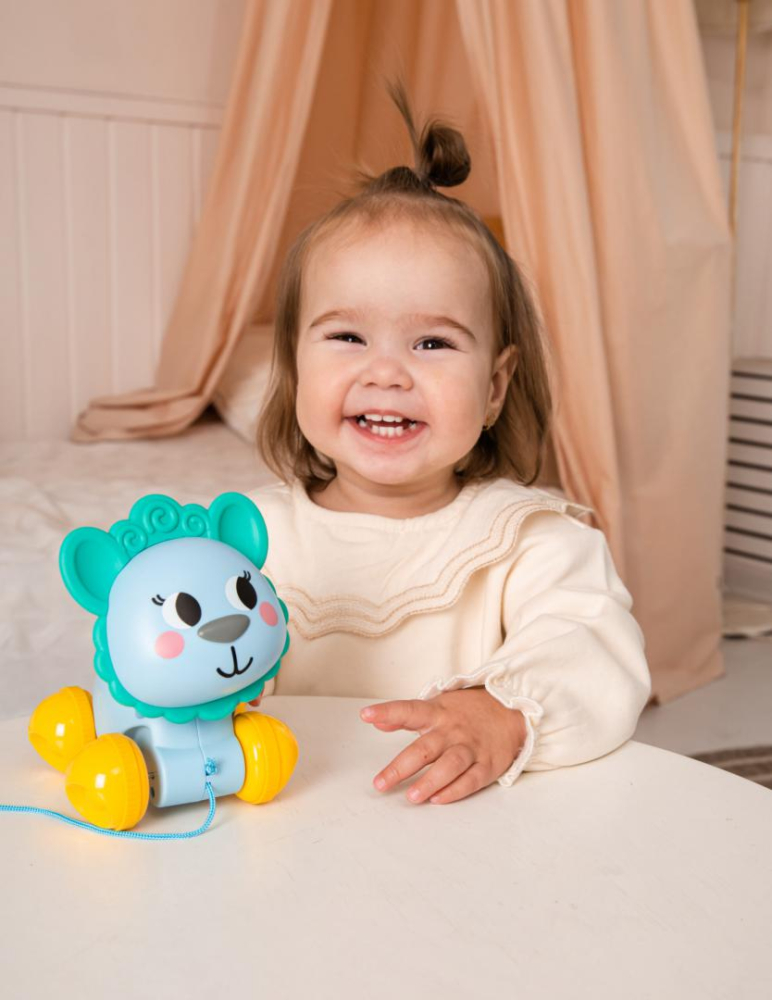 LAMA, JUCARIE DE TRAS [4]