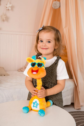 GIRAFA DANSATOARE, PAUL [11]