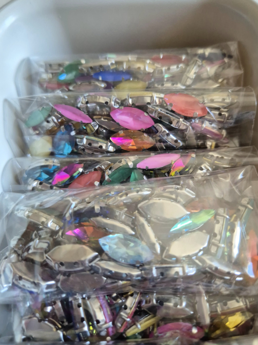 Mix strasuri frunza AB/jelly 7x15mm, 4x15mm  (amestecate) [2]