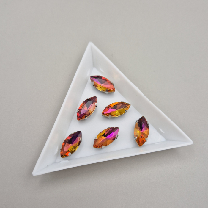 Stras Frunza 7x15mm topaz RB [1]