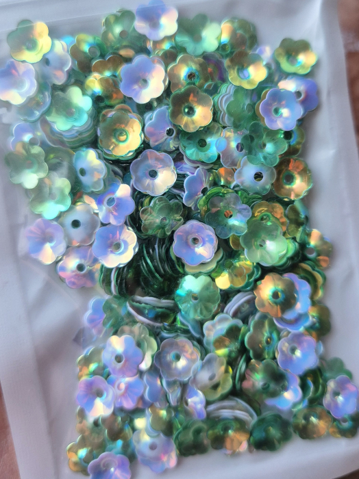Paiete floare cupa 8mm mix verde/alb AB [1]