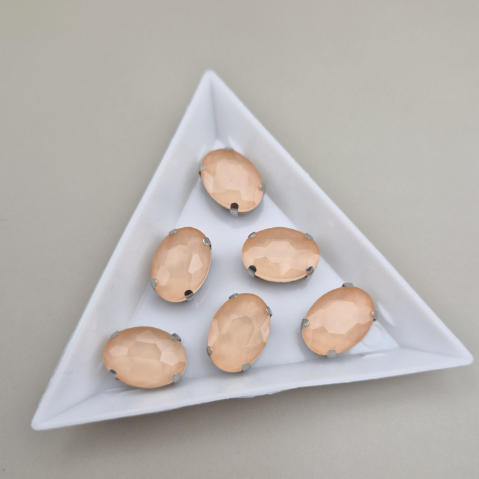 Stras 10x14mm oval Bej peach [1]
