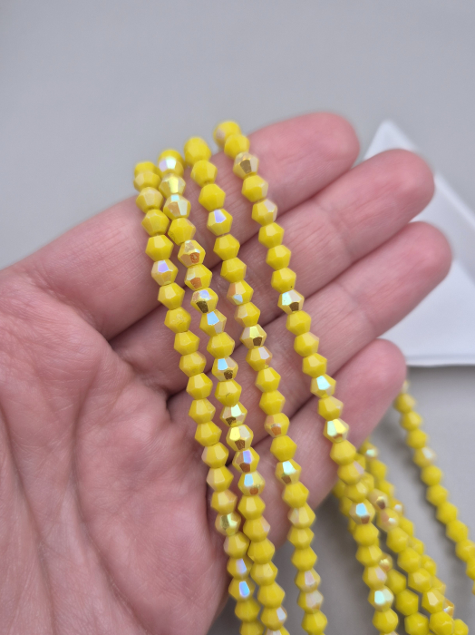 Margele biconice 4mm galben AB [1]