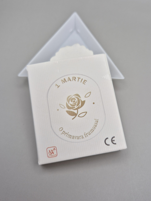 Cutie martisor 6x5.3x0.7cm [2]