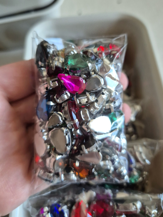 Mix strasuri defecte lacrima 10x14mm, 8x13mm, 7x10mm (amestecate) [2]