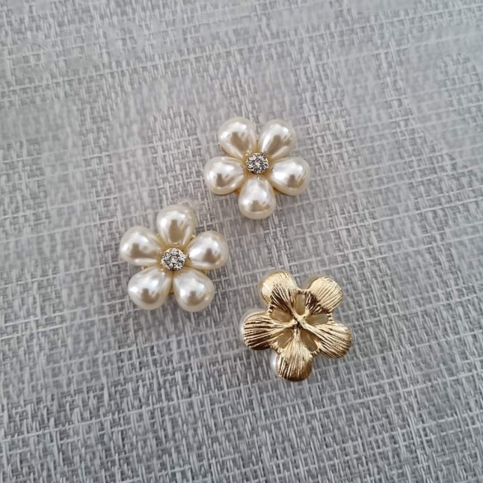 Accesoriu metalic Floare perle 2.2cm [1]