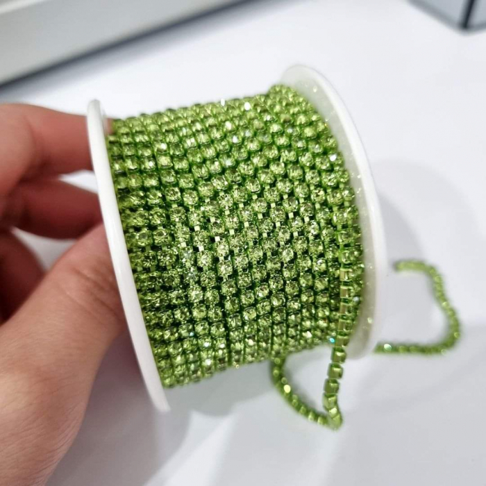Lant strasuri Verde deschis 2.5mm [1]