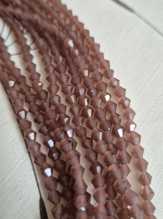 Margele Biconice 4mm Mov strugure [1]