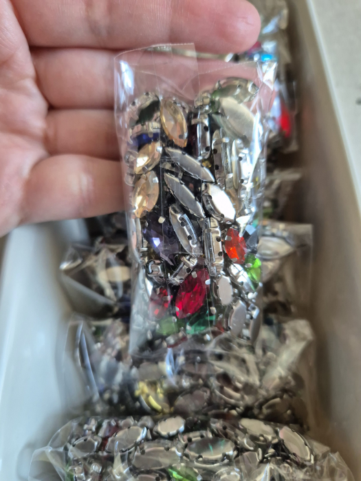 Mix strasuri defecte frunza 7x15mm, 6x12mm, 4x15mm (amestecate) [2]