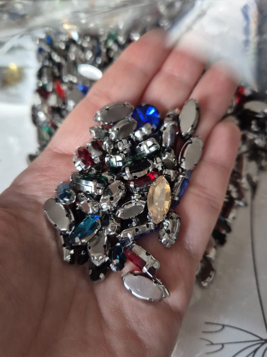 Mix strasuri defecte - toate formele/ toate dimensiunile - culori clasice [3]