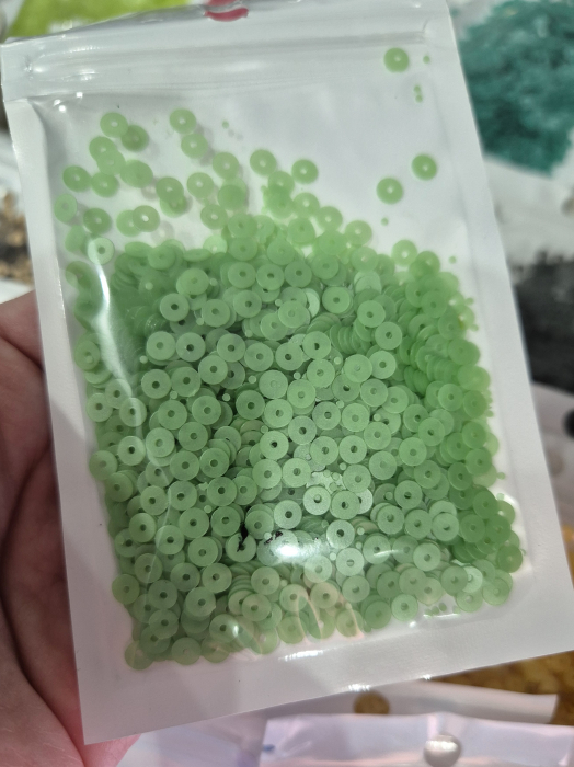 Paiete 4mm verde mat [1]