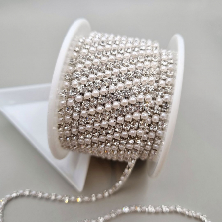 Alb - Lant strasuri clear/perle 3mm