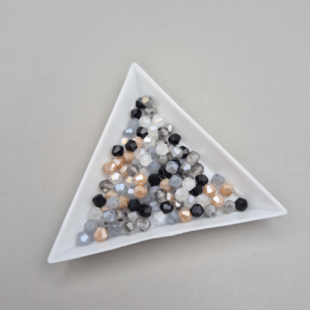 Ivoire - Margele biconice 4mm mix negru/ivoire/alb