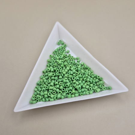 Margele - Margele nisip verde opac ~2mm