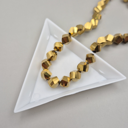 Alte forme - Margele fatetate 8mm auriu