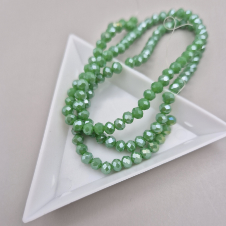 Margele - Margele fatetate 3x4mm verde AB