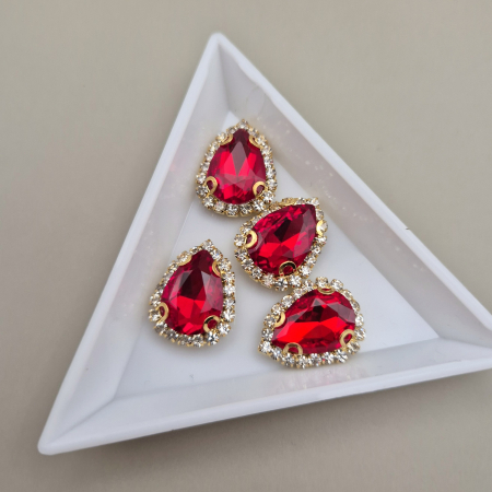 Strasuri Lacrima - Stras 10x14mm lacrima rosu deschis - baza aurie