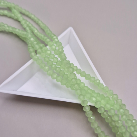 Margele - Margele fatetate 3x4mm verde deschis