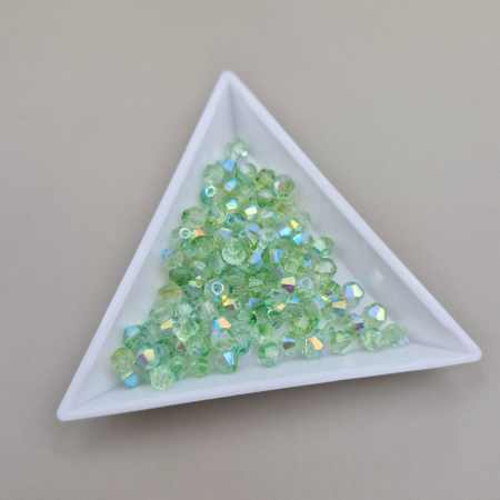 Margele - Margele biconice 4mm verde AB