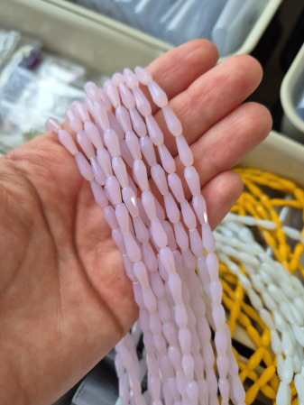 Margele Lacrima - Sirag margele lacrima 4x9mm roz ~60 bucati