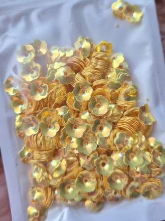 Paiete - Paiete floare cupa 8mm galben AB