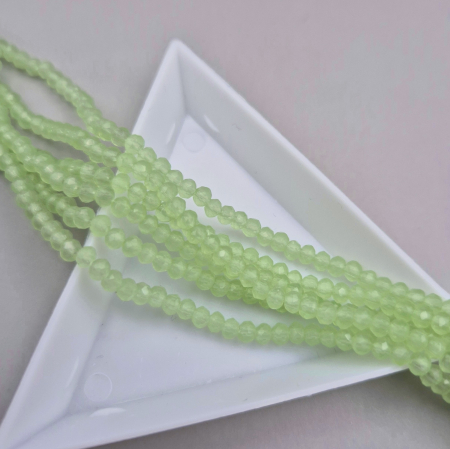 Fatetate 2x3mm - Margele fatetate 2x3mm verde1