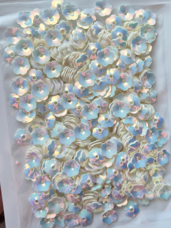 Ivoire - Paiete floare cupa 6mm milky white JG