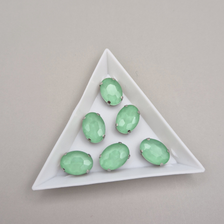 Strasuri - culori speciale - toate formele - Stras Oval 10x14mm Peridot jelly