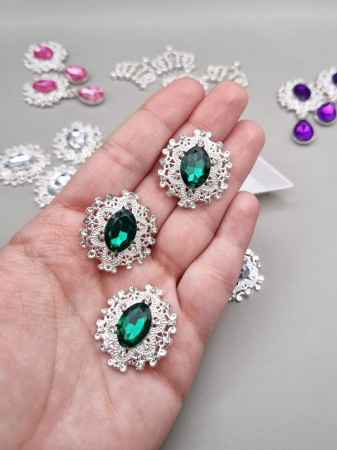 Accesorii pentru Lipit - Accesoriu metalic Stras smarald 24x28mm