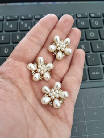 Accesorii pentru Lipit - Accesoriu metalic Floare perle 2cm