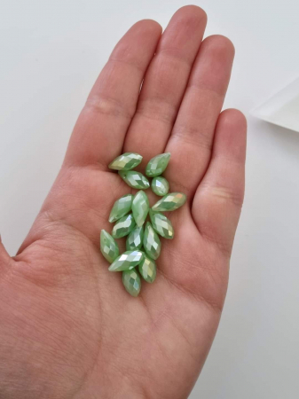 Briolete - Briolete 6x12mm Verde opac AB