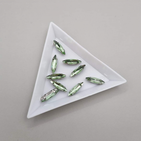 Strasuri in montura - Stras Frunza Peridot 4x15mm