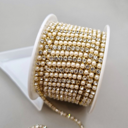 Alb - Lant strasuri clear/perle 3mm