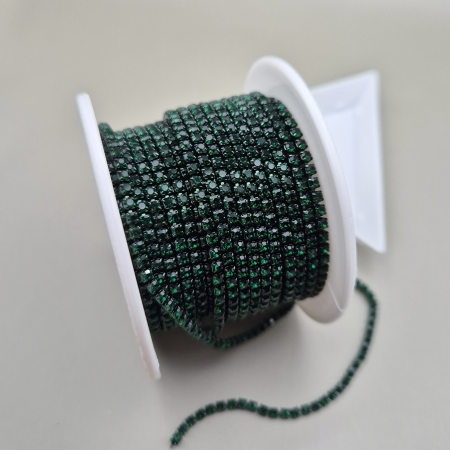 Toate Produsele - Lant strasuri Smarald 2mm/2.5mm