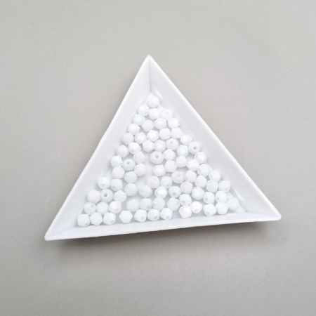 Alb - Margele biconice Alb opac 4mm