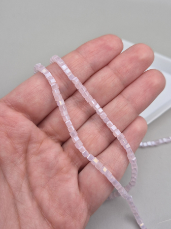 Alte forme - Margele cub sticla 2mm