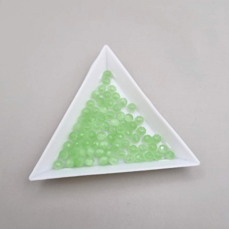 Margele - Margele fatetate Verde mat 3x4mm