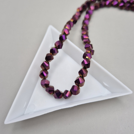 Alte forme - Margele fatetate 6mm mov metalizat