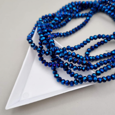 Fatetate 3x4mm - Margele fatetate Albastru metalizat 3x4mm