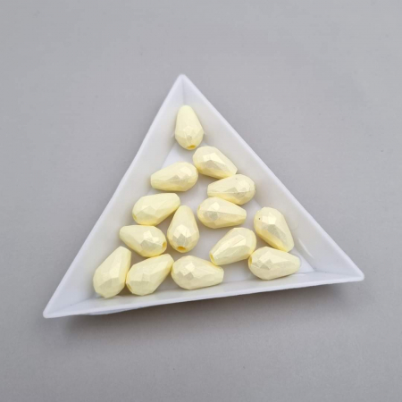 Accesorii Acrilice - Margele lacrima 8x12mm acril