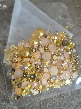 Jumatati perle - Mix jumatati perle/strasuri 10 grame